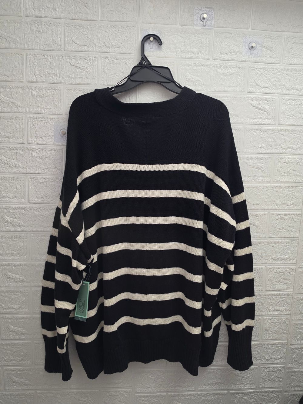 Terra & Sky Women's Plus Size Boyfriend Cotton Cardigan, Midweight - Picture 6 of 9